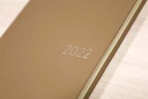 ほぼ日手帳 2022 weeks購入！ファインクラシック／シナモンベージュ【ほぼ日歴5年】